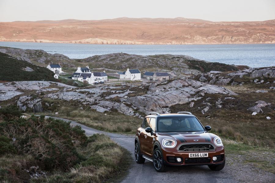  Mini Cooper S Countryman ALL4 2017 года  (WW) (фото 16 из 138)